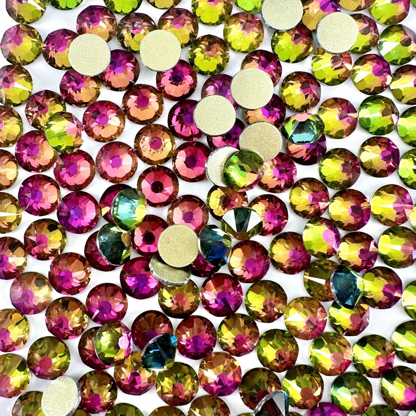 Apricus Vitrail Medium Rhinestone