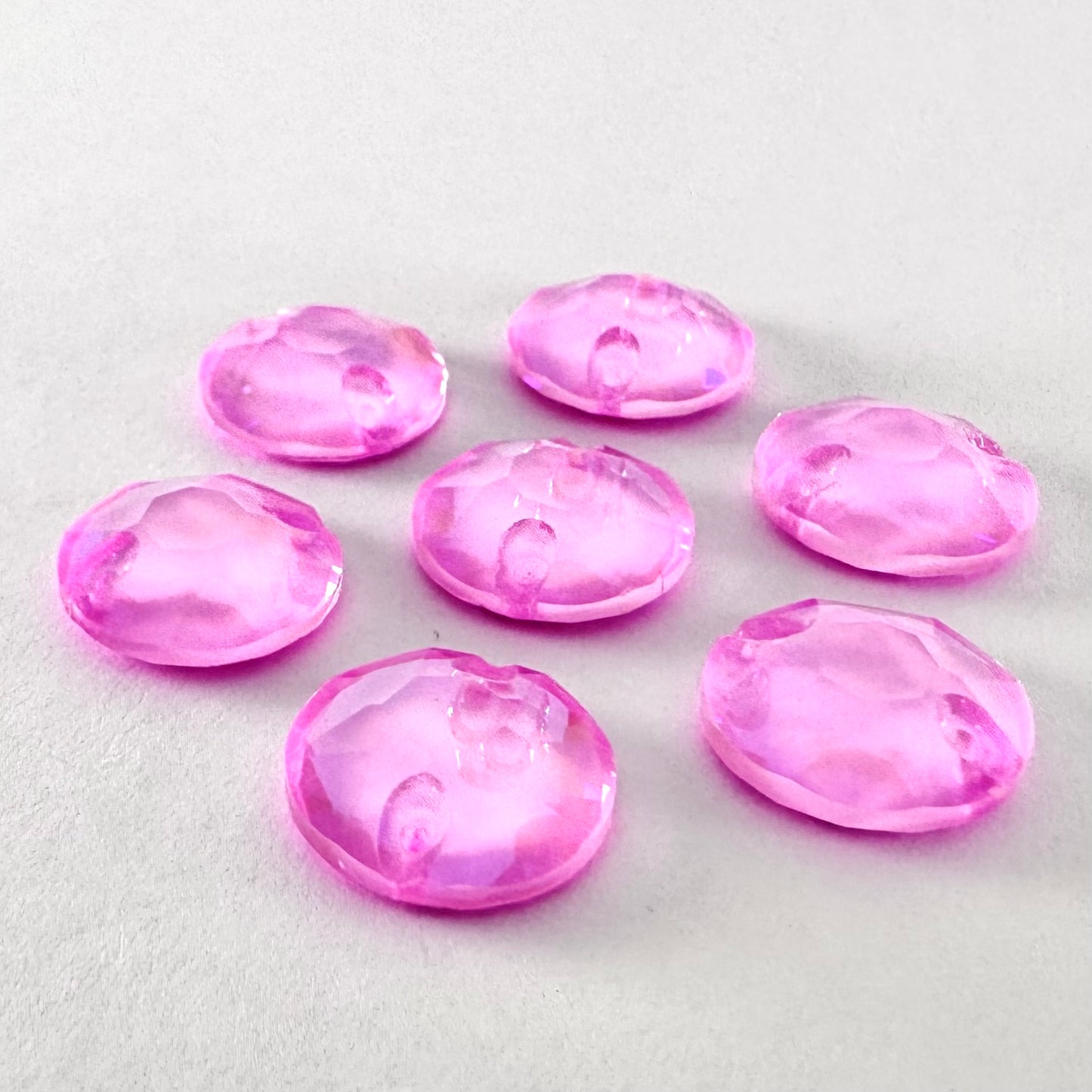 Opaque Light Rose MI Glass Rivoli (3288 facet)