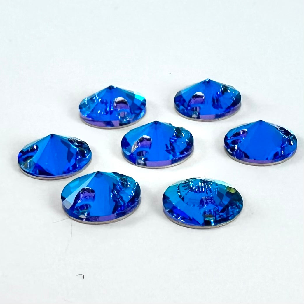 Peridot Sphinx Glass Rivoli