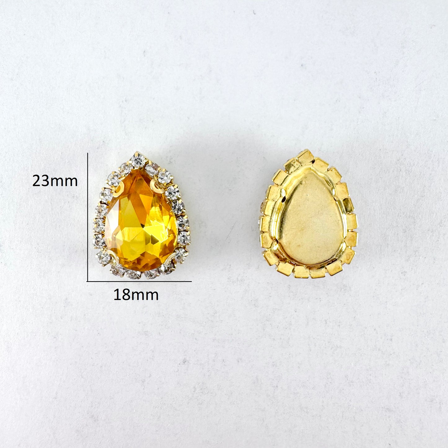 Buckle Edge Topaz Glass Teardrop - Gold Setting