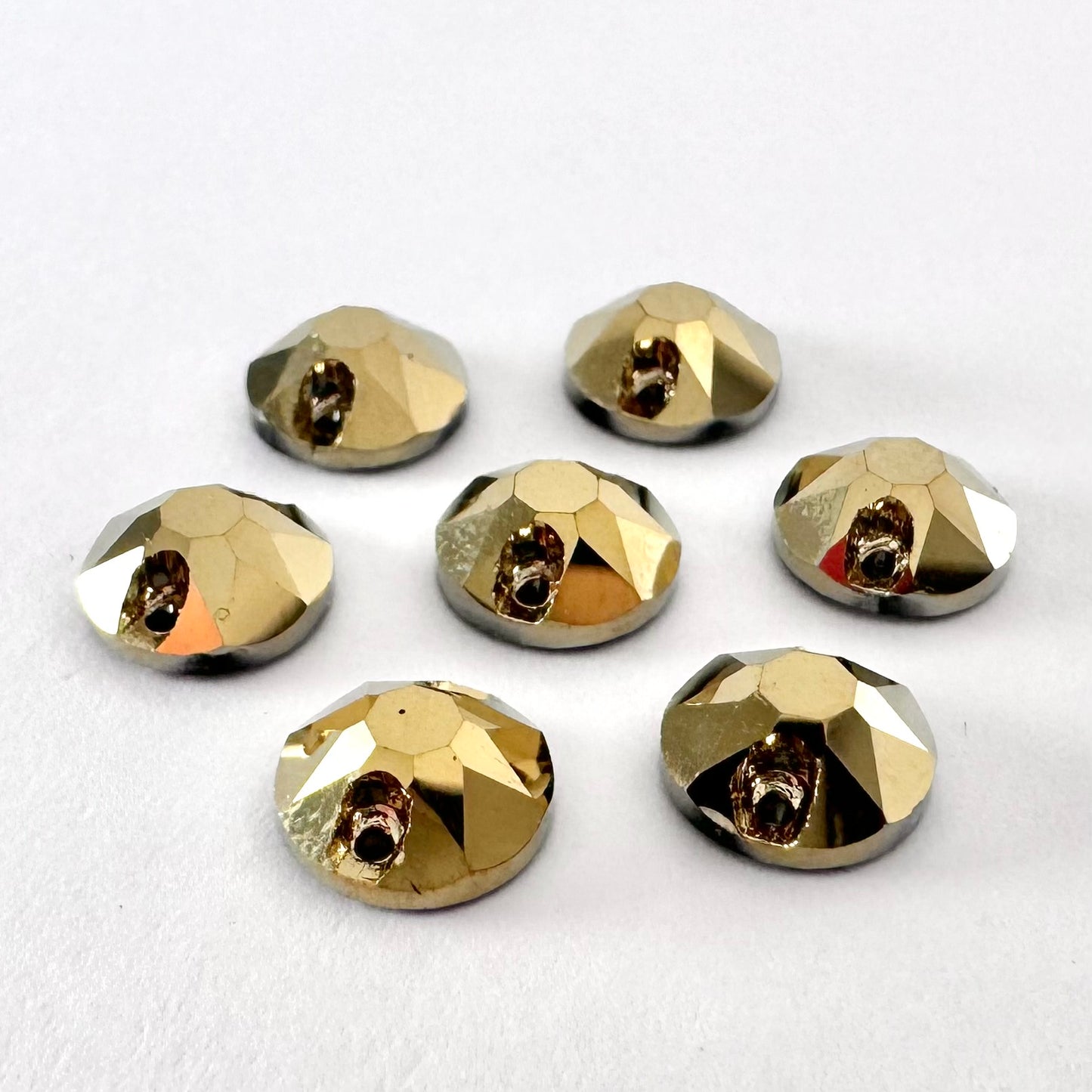 Mine Gold Glass Rivoli (3288 facet)