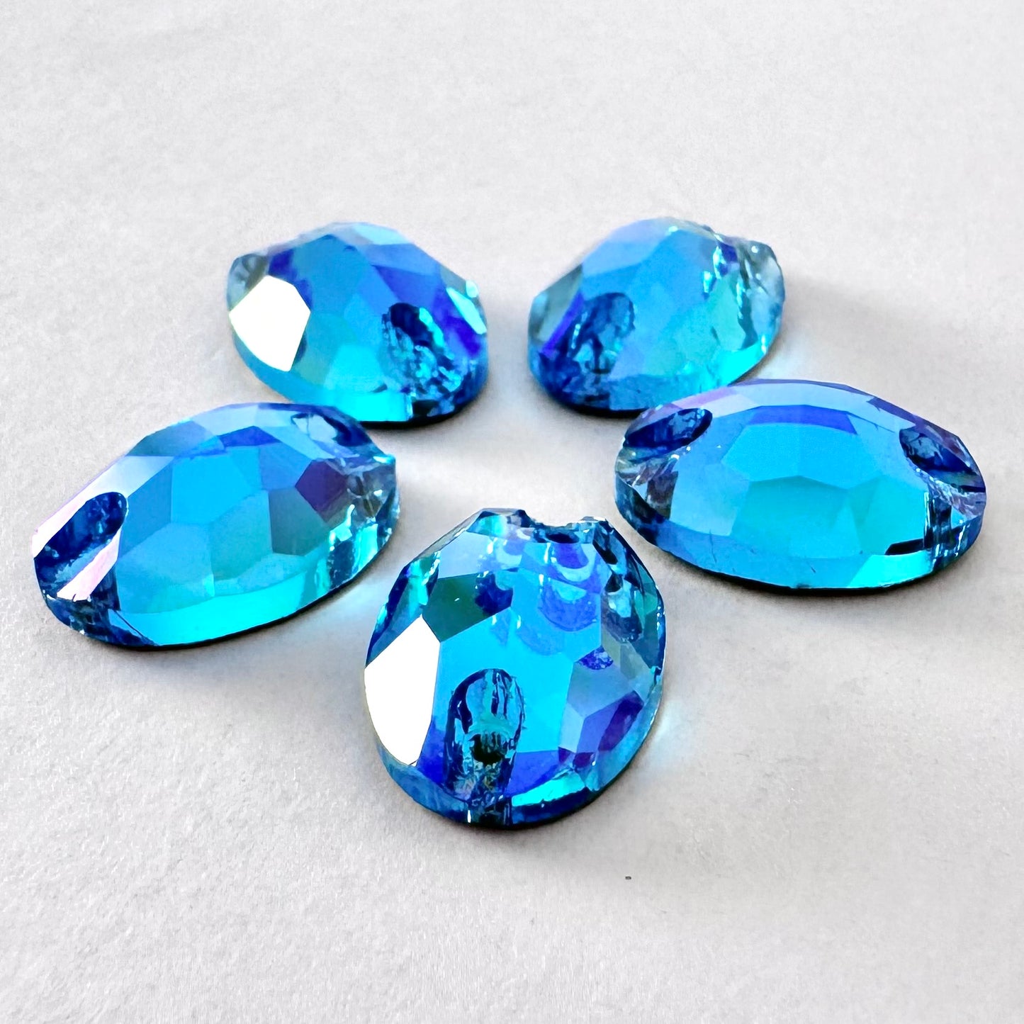 Aquamarine SI Glass Oval