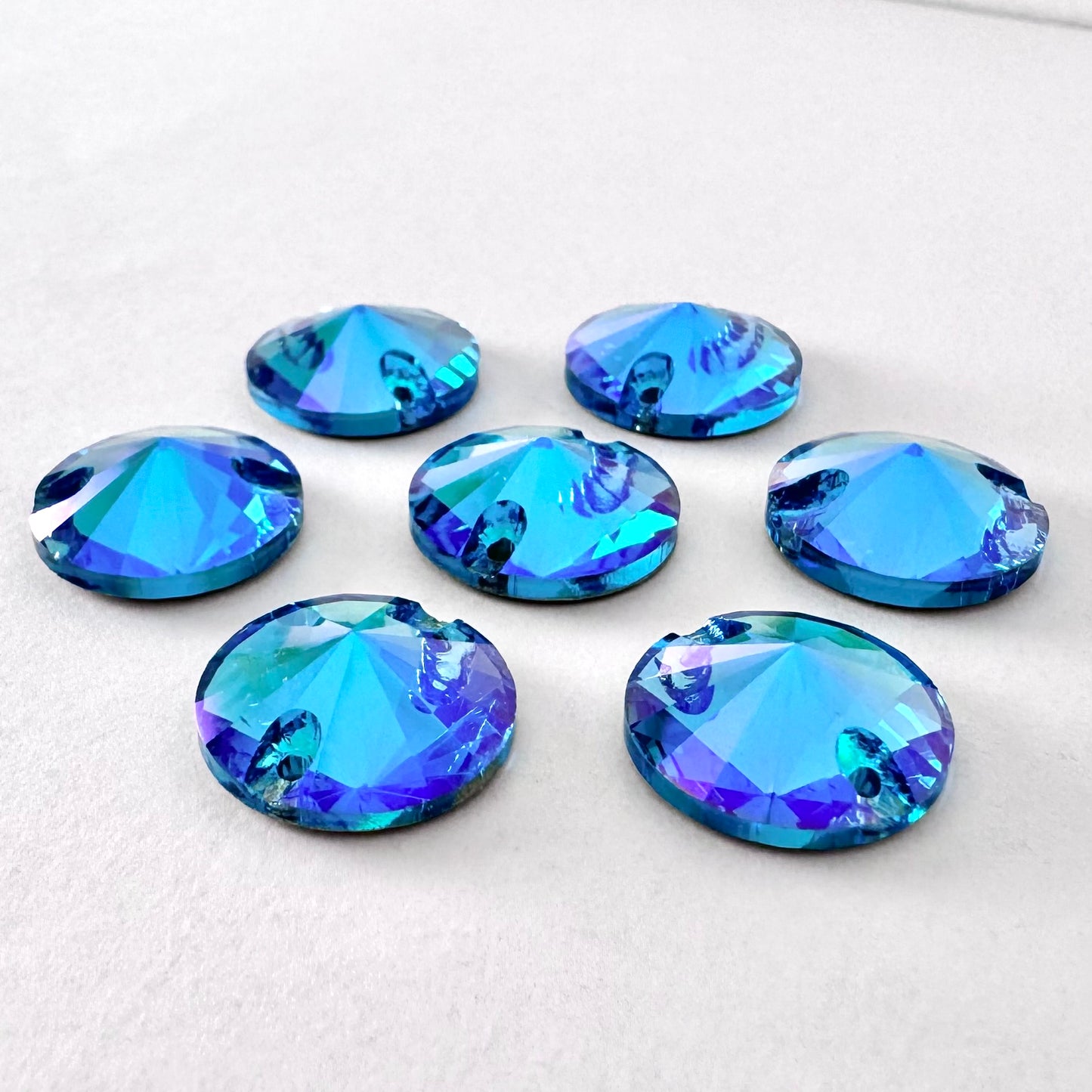 Aquamarine SI Glass Rivoli