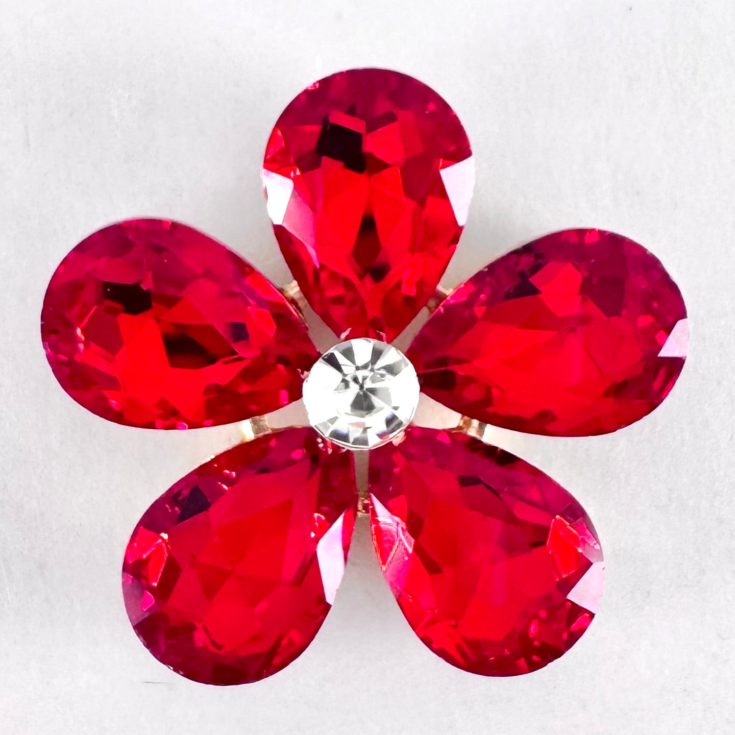 Light Siam Glass Teardrop Flower