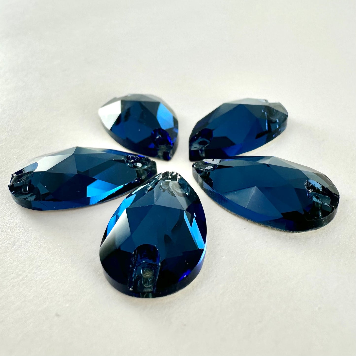 Montana Glass Teardrop