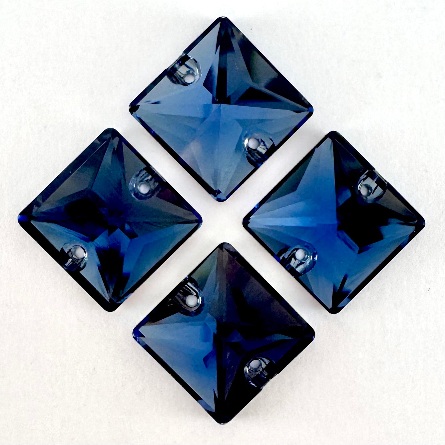 Montana Glass Square