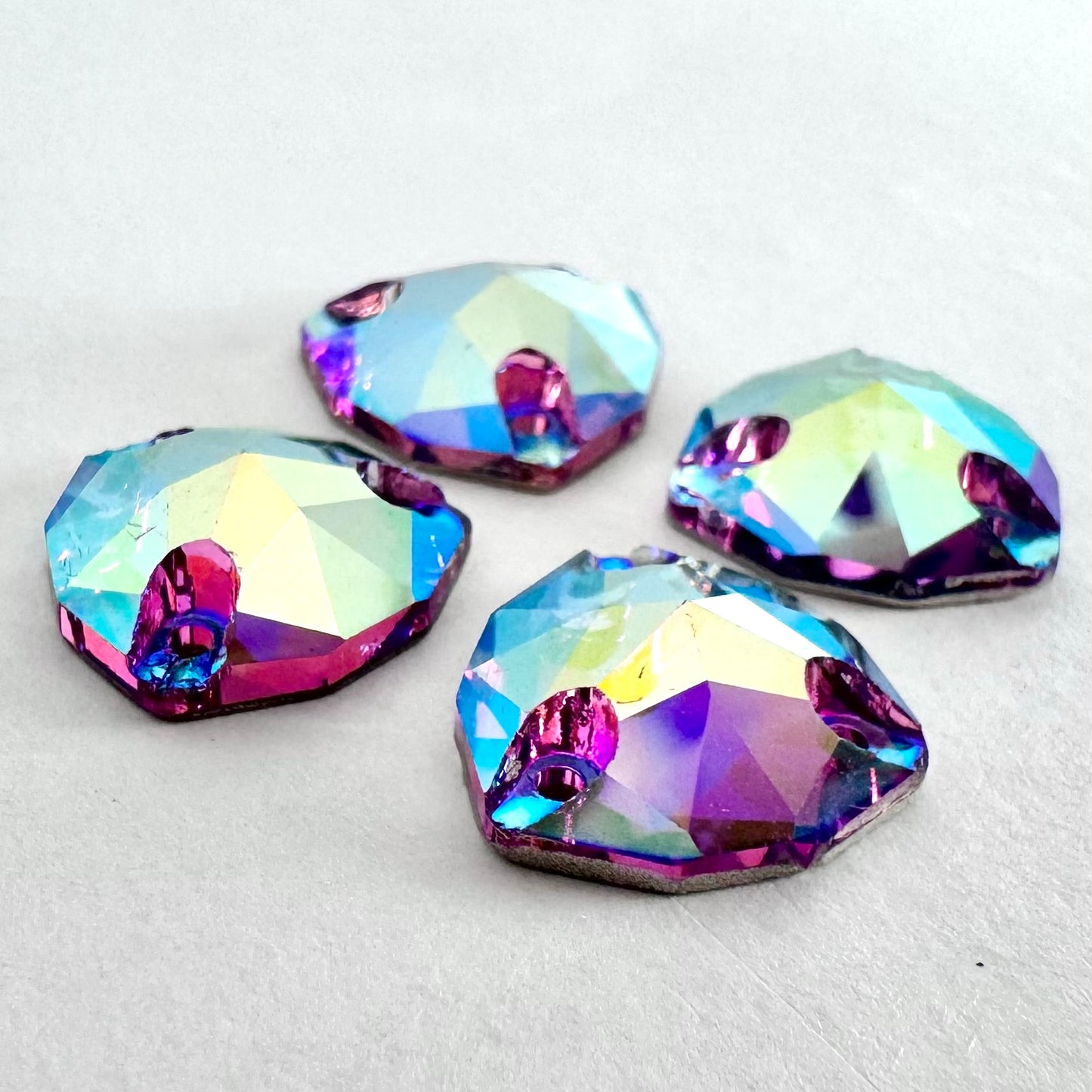 Peridot AB Sphinx Glass Trilliant