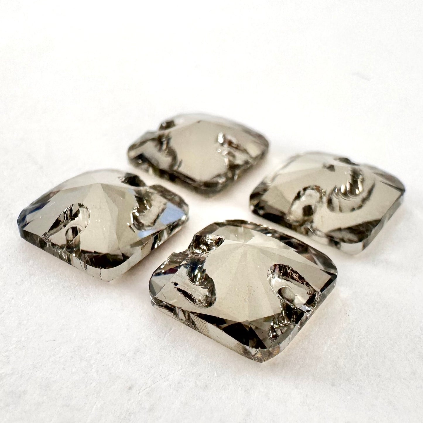 Black Diamond Rounded Glass Square