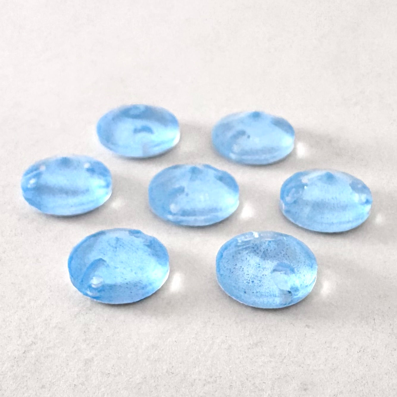 Light Aquamarine EN Glass Rivoli