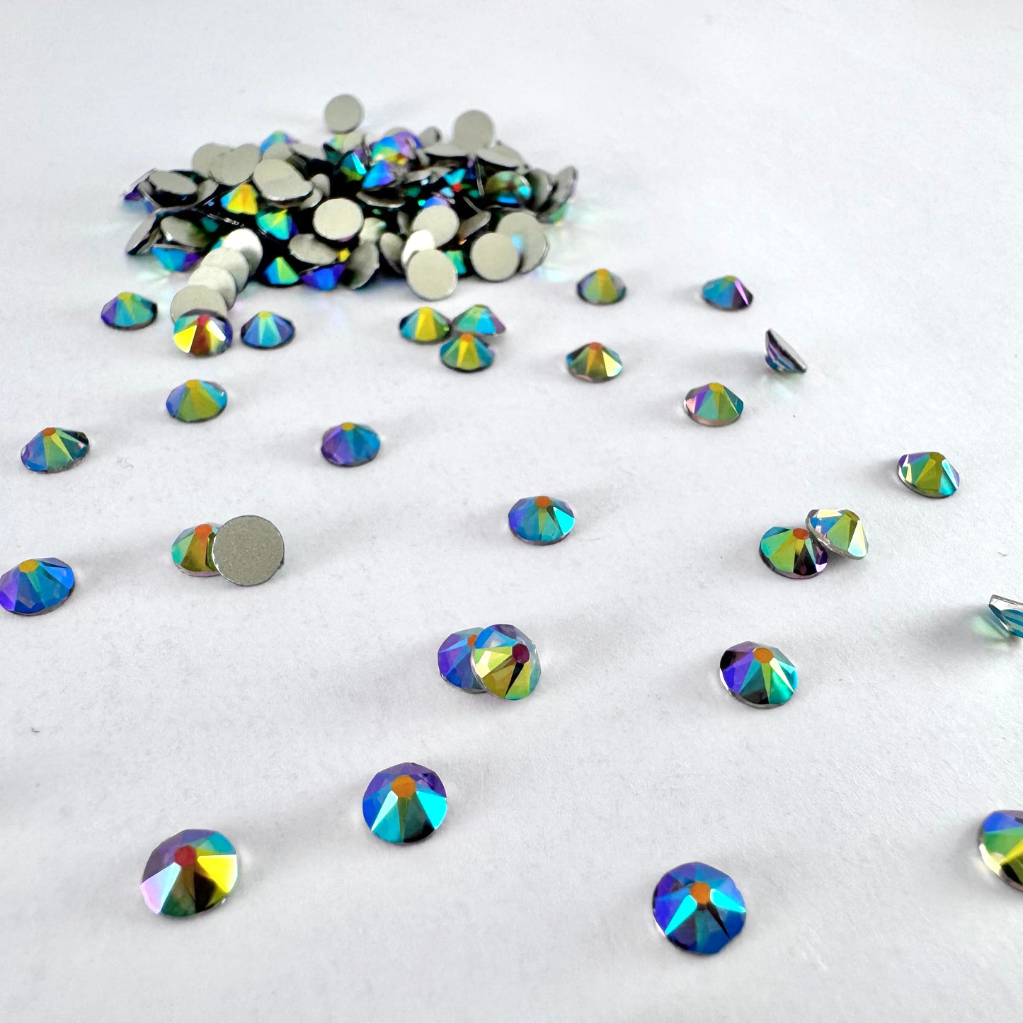 Apricus Peacock Green Rhinestone
