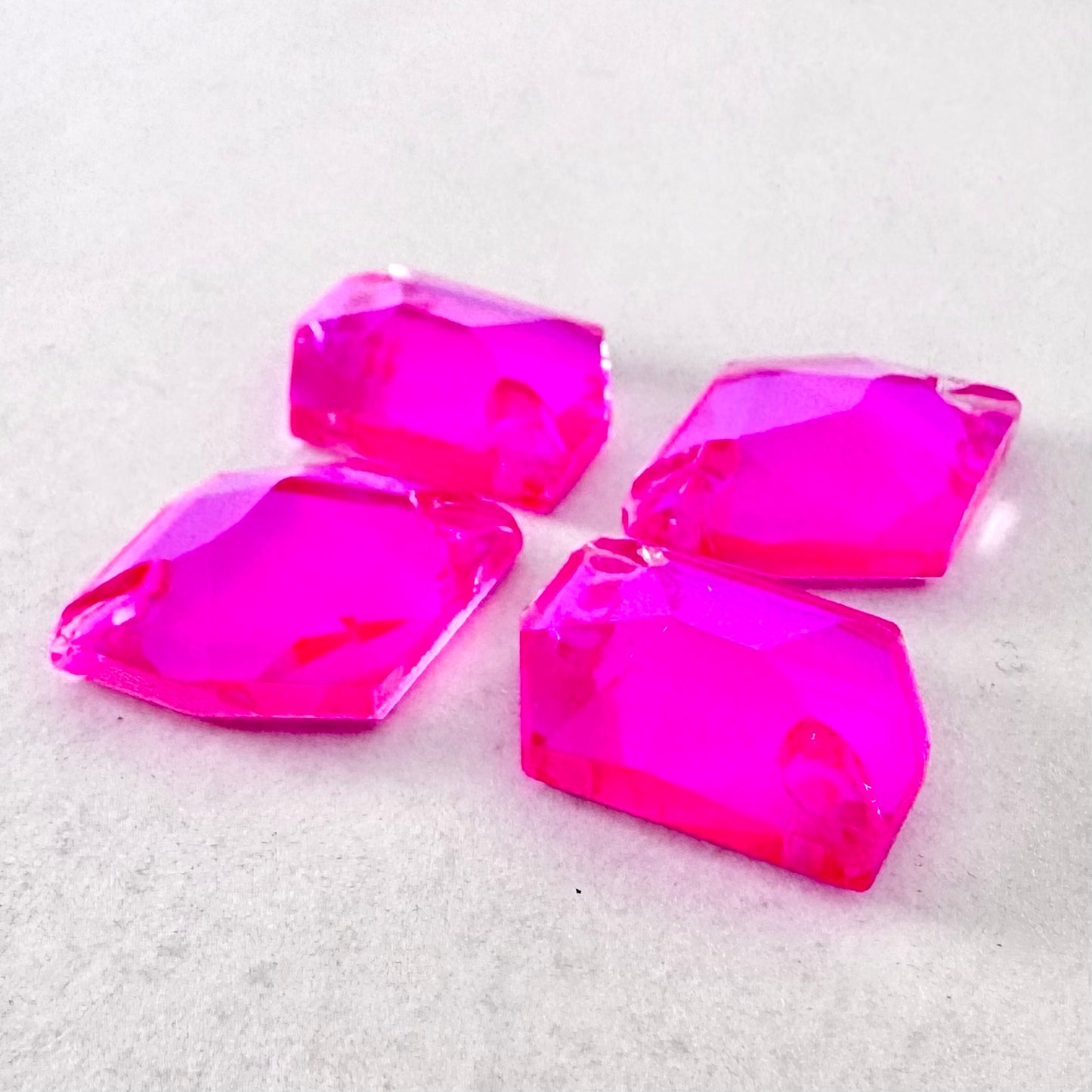 Electric Pink DeLite Glass Cosmic