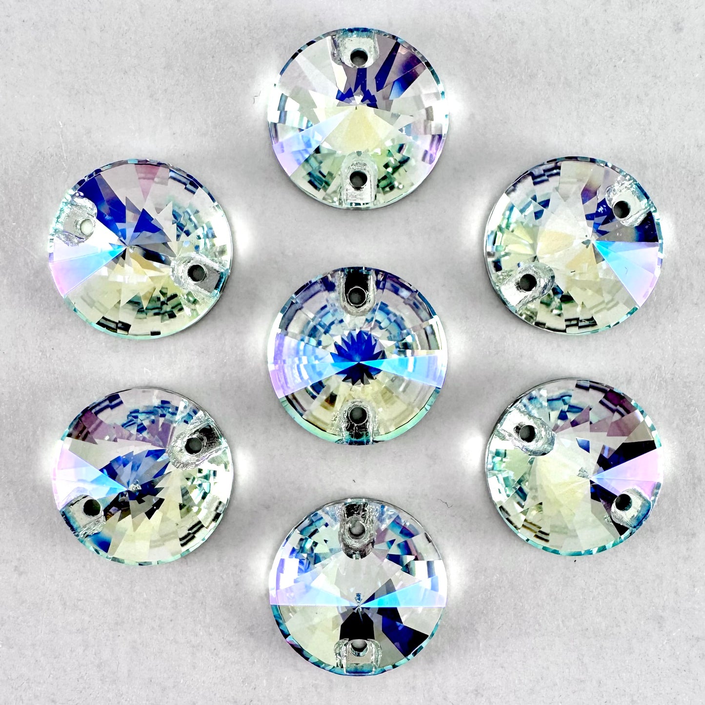 Light Azure MO Glass Rivoli