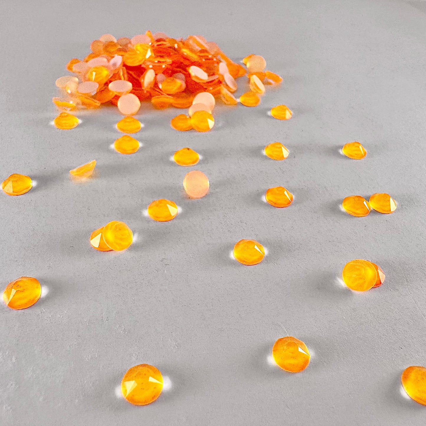 Apricus Electric Mandarin Rhinestone