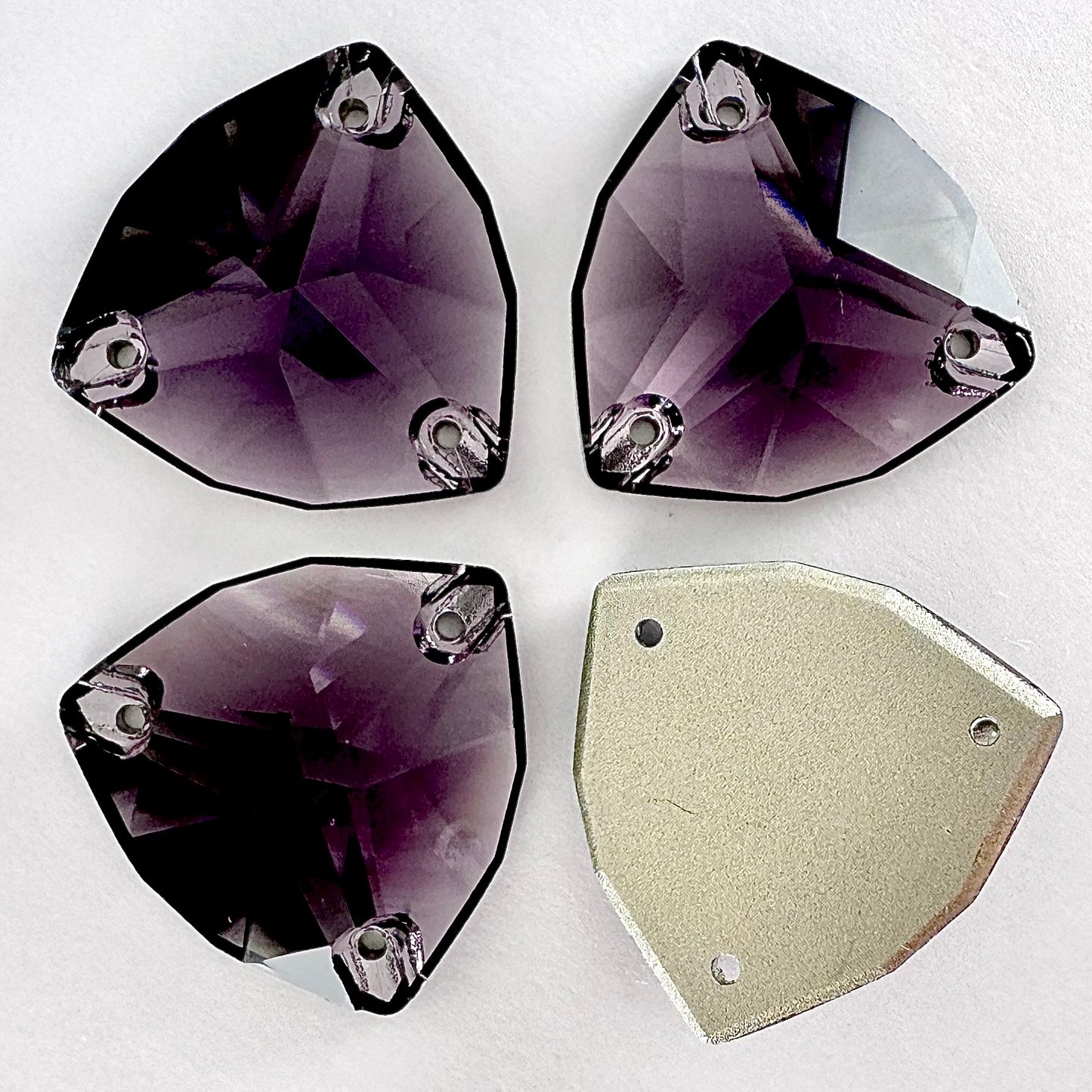 Tanzanite Glass Trilliant