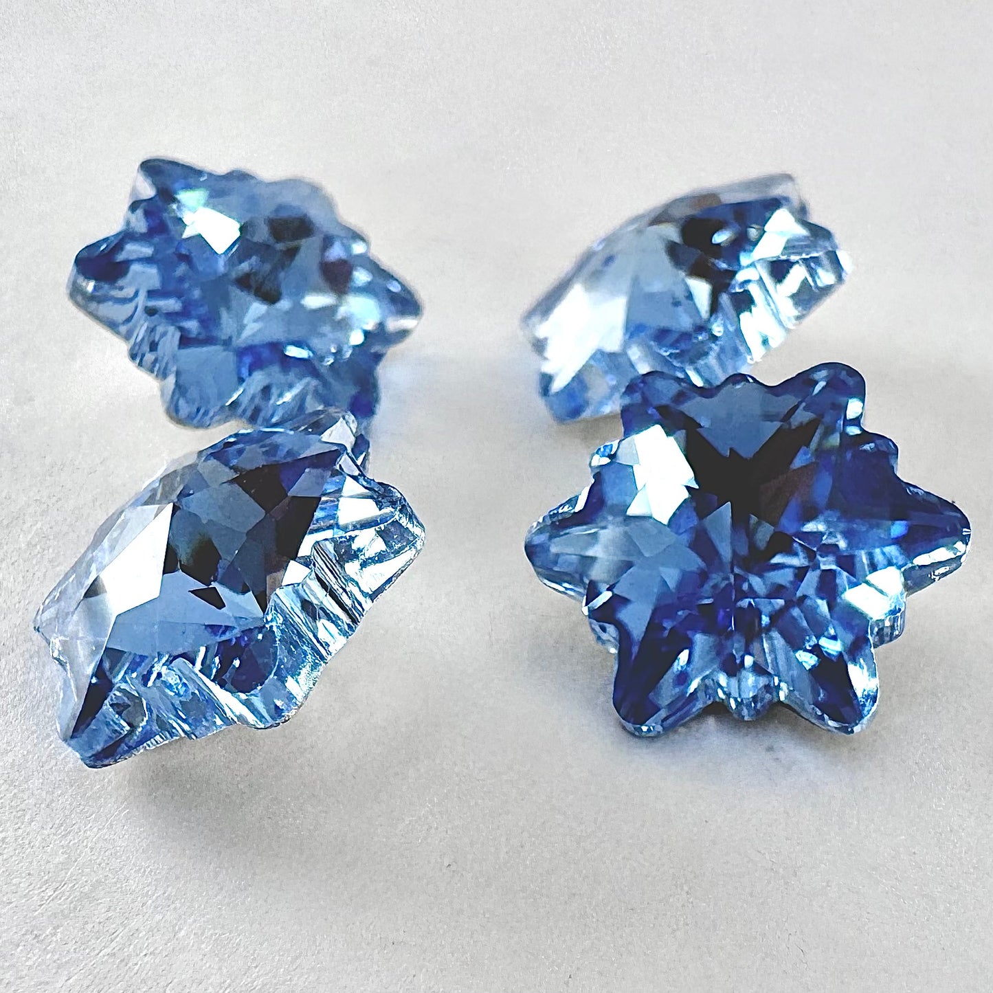 Light Sapphire Glass Snowflake