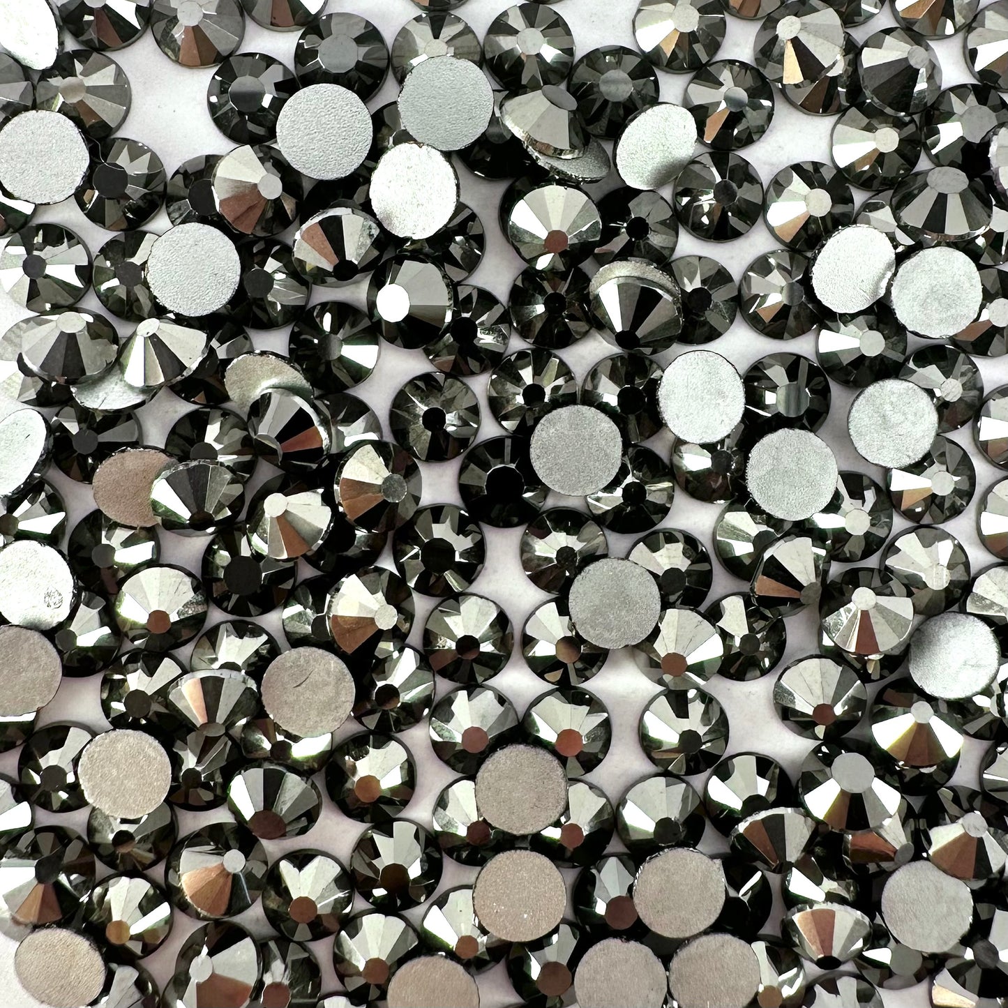 Jet Hematite Rhinestone