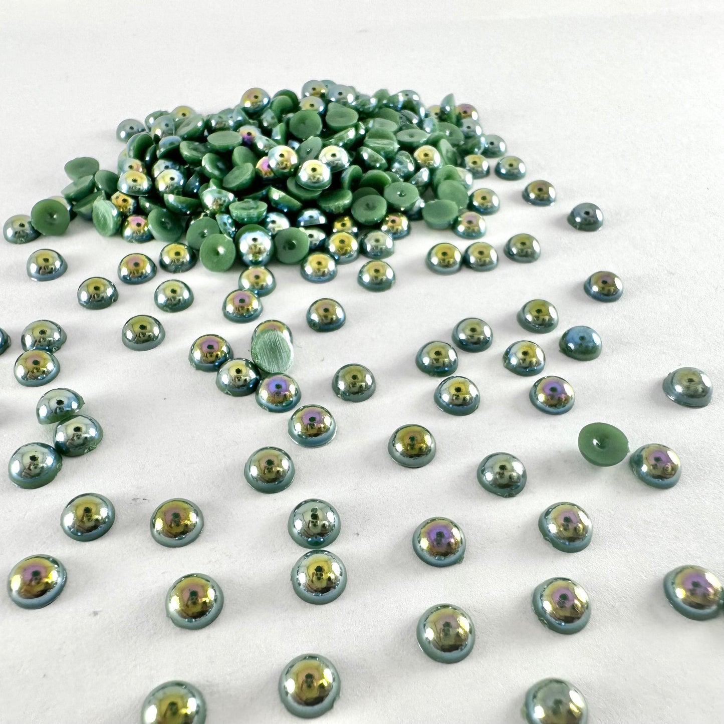 Emerald AB Flatback Pearl