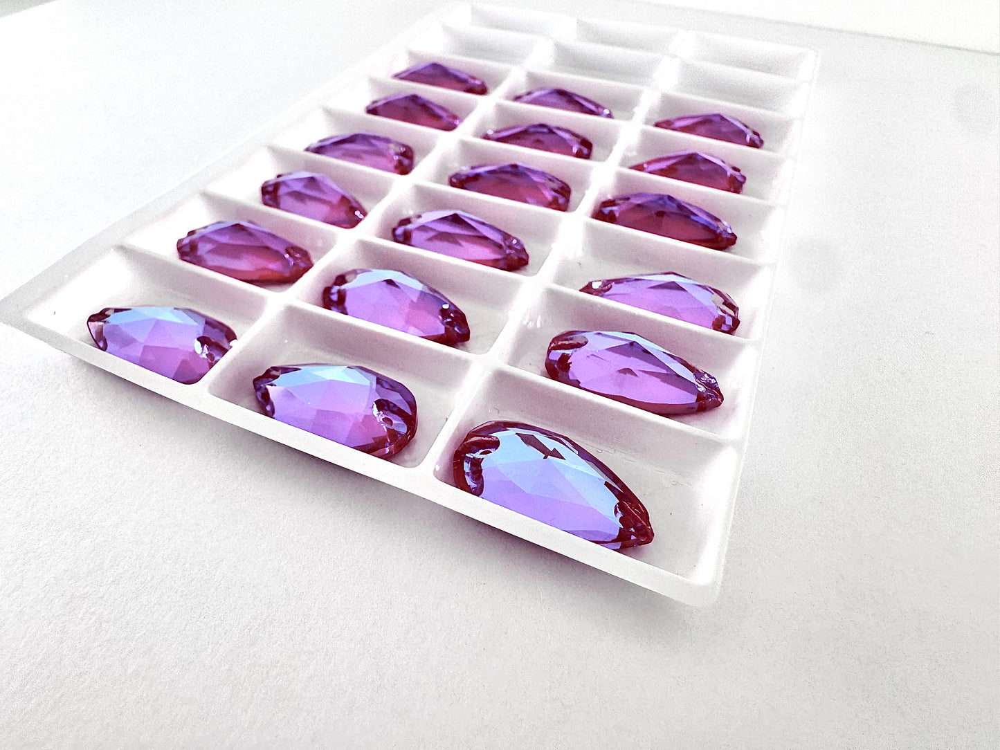 CLEARANCE - Opaque Fuchsia MI Glass Teardrop