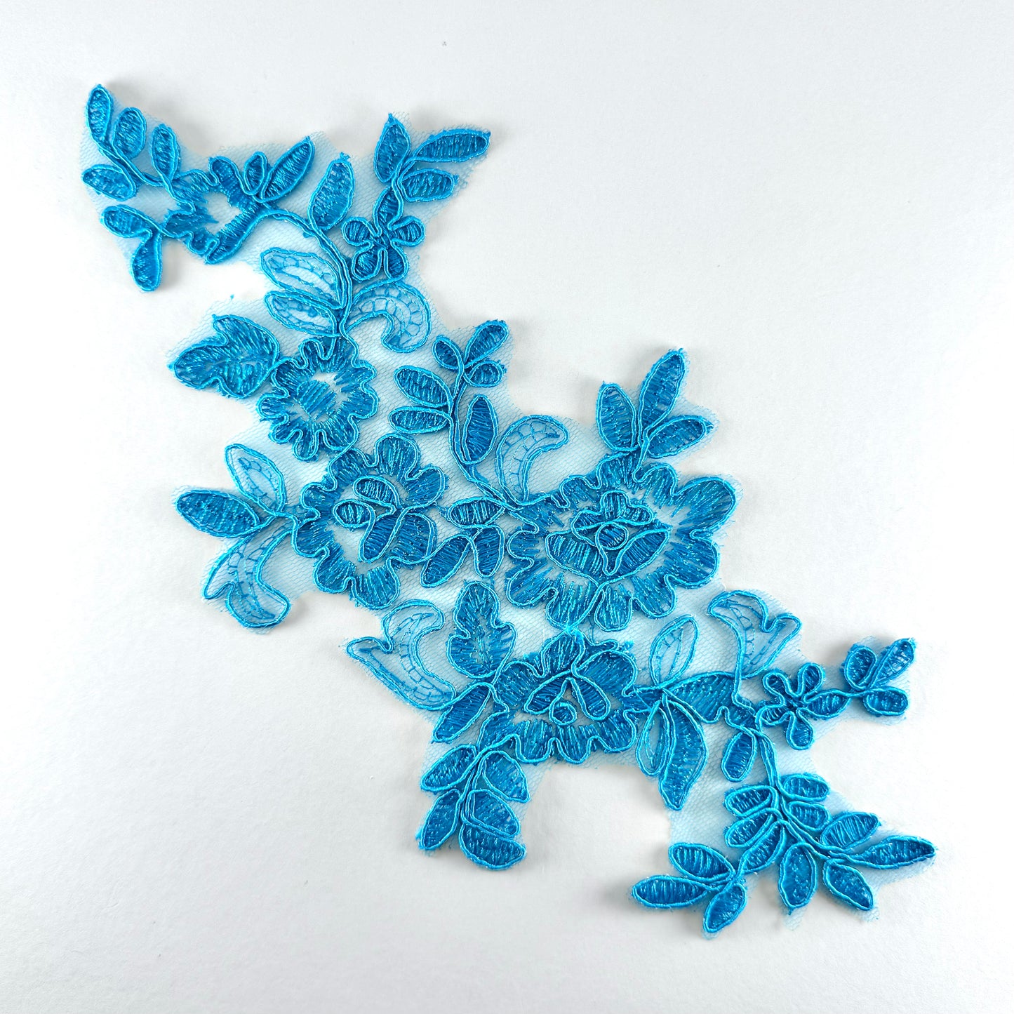 Selene Lace Motif