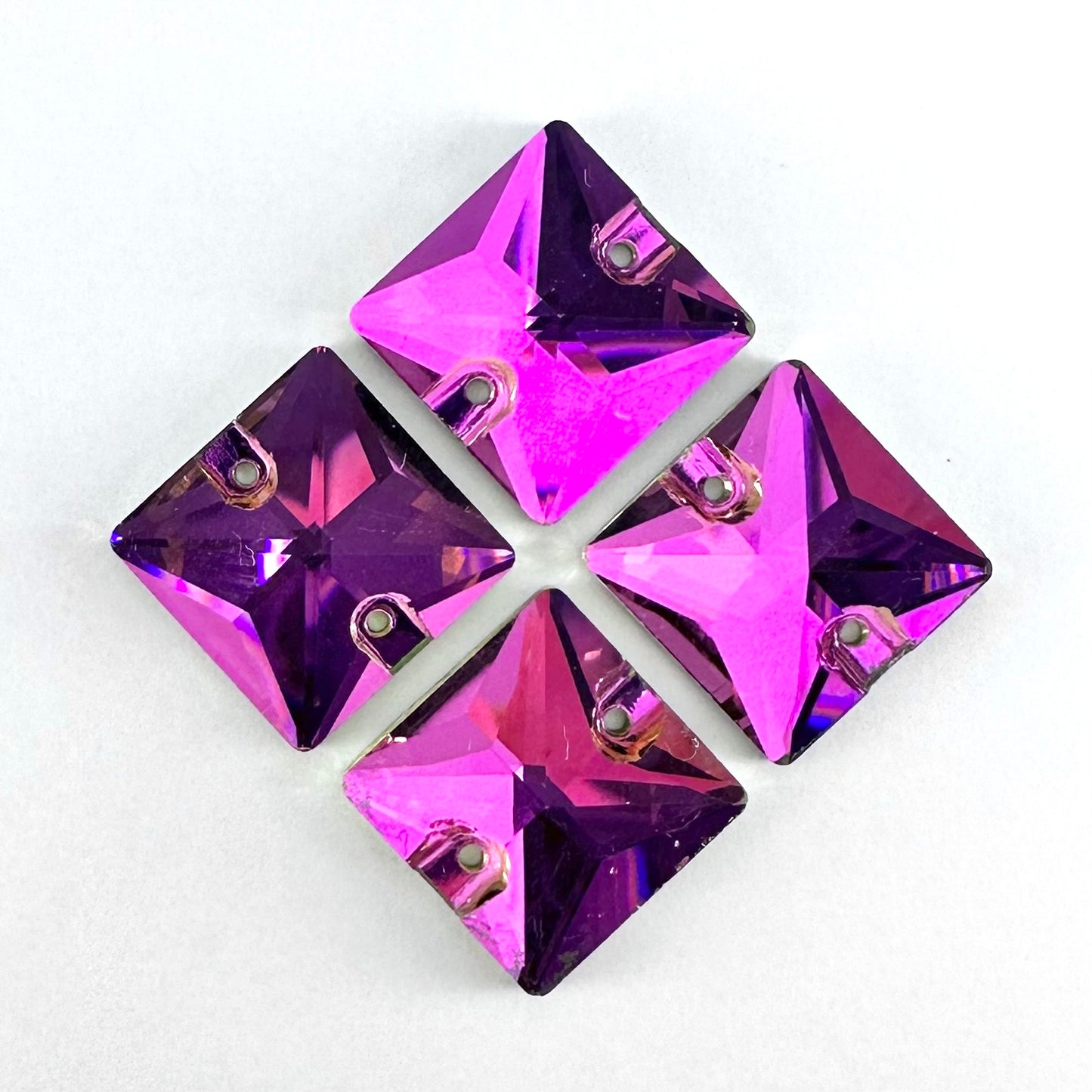 Vitrail Rose Glass Square
