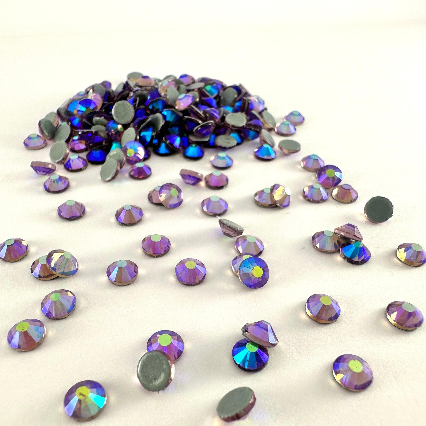 Light Amethyst AB Rhinestone