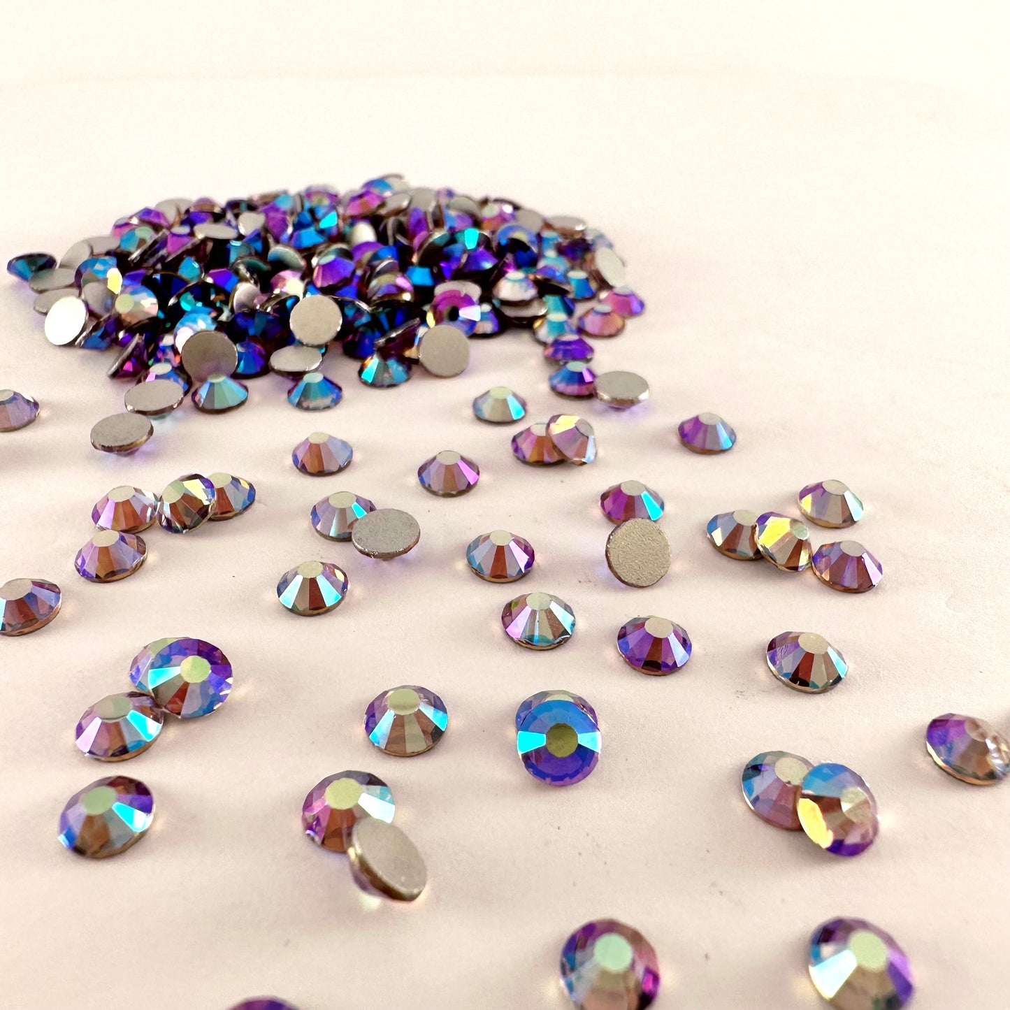 Light Amethyst AB Rhinestone