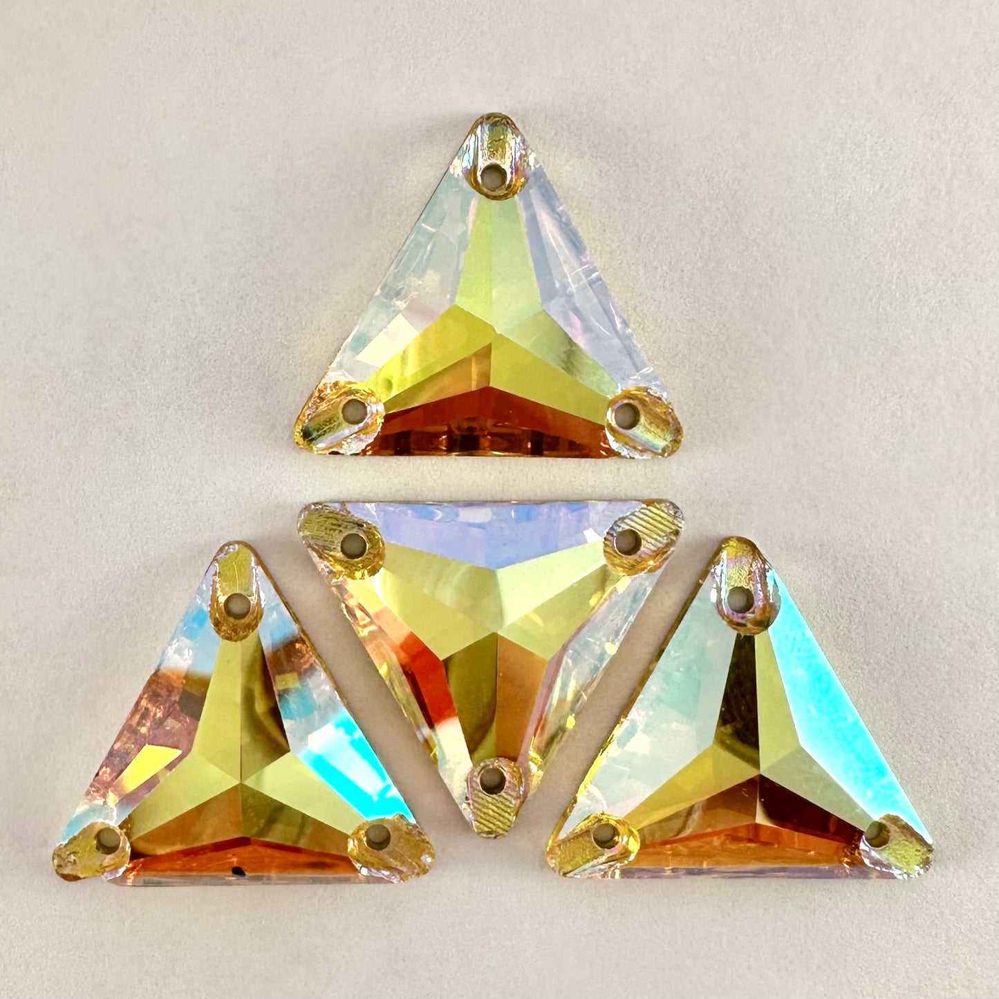 Lumen GE Light Topaz AB Triangle