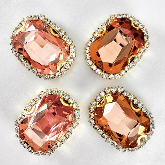 Buckle Edge Peach Emerald - Gold Setting