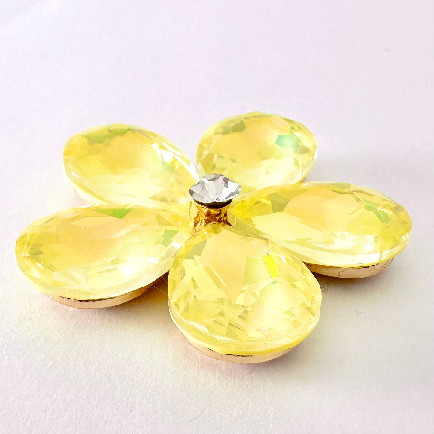 Light Topaz Glass Teardrop Flower