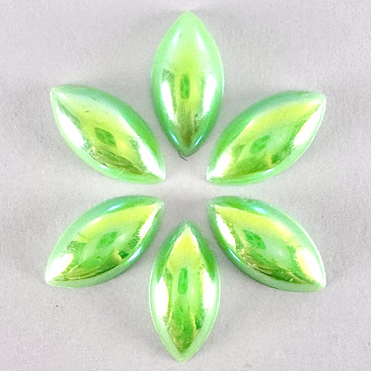 Pearlescent Green AB Acrylic Horse-Eye