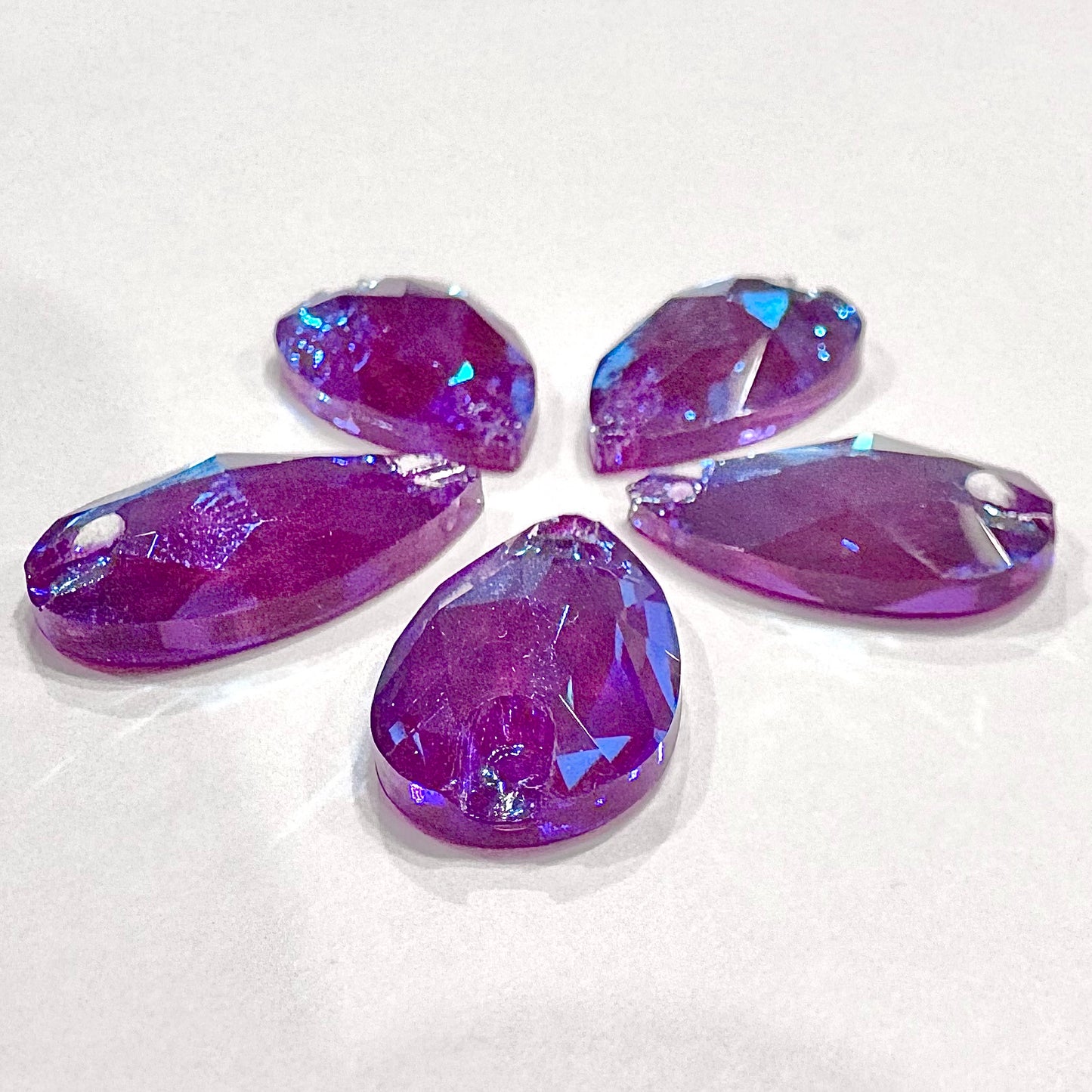 Siam MI Glass Teardrop