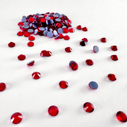CLEARANCE - Light Siam Hotfix Rhinestone