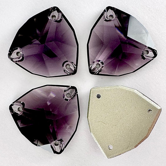 Tanzanite Glass Trilliant