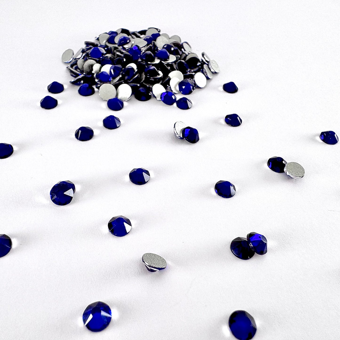 Apricus Cobalt Blue Rhinestone