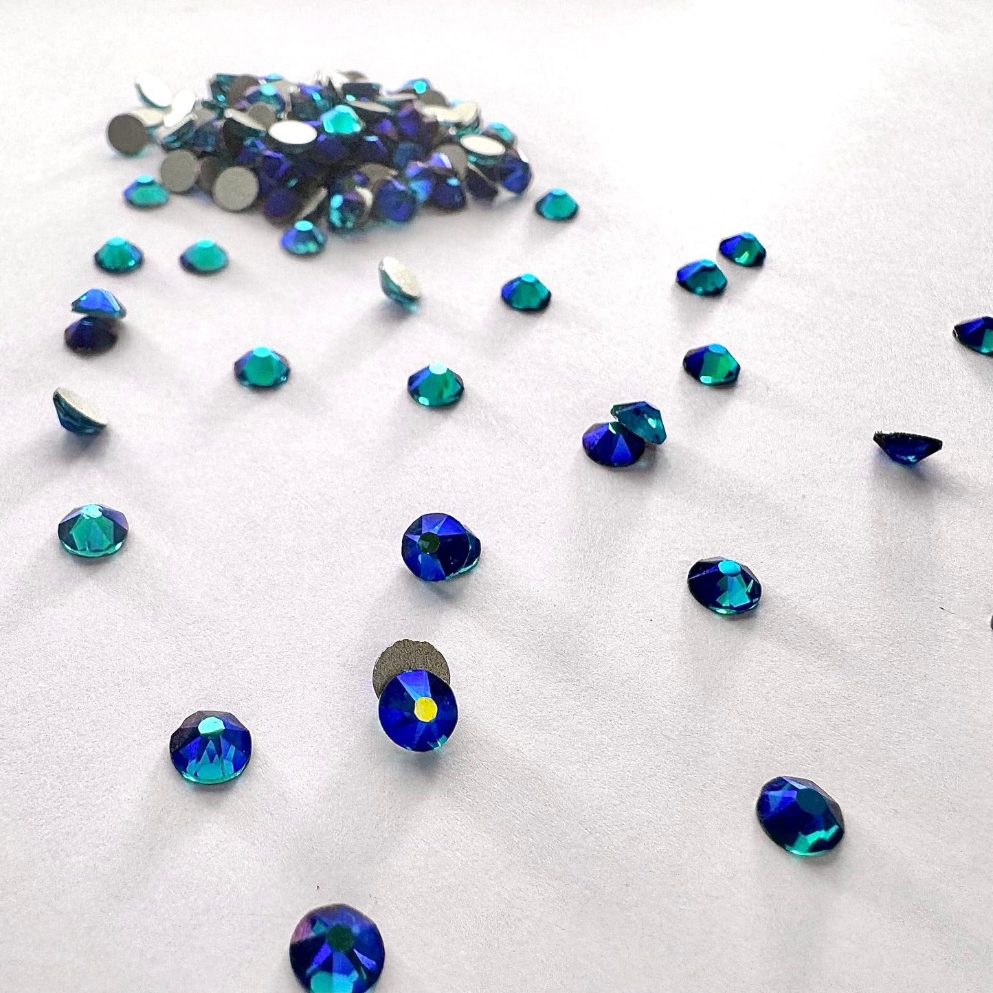 Apricus Green Zircon AB Rhinestone