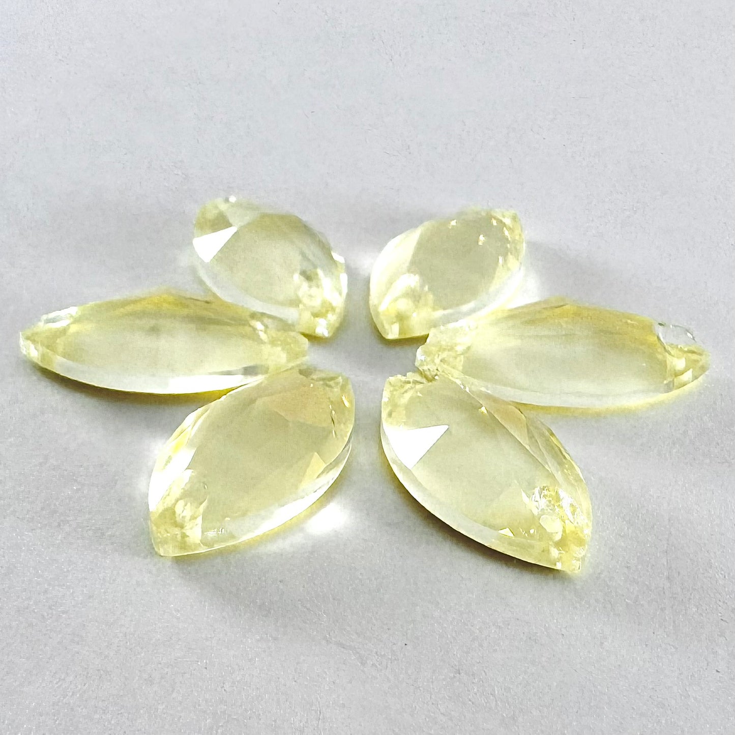Jonquil AM Glass Navette