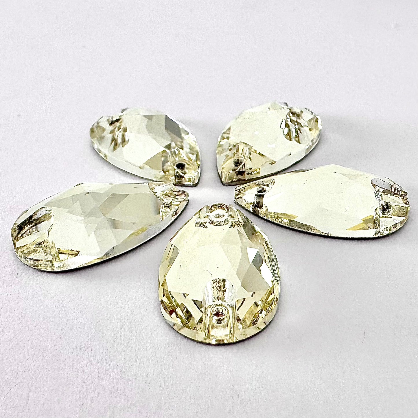 Jonquil Glass Teardrop