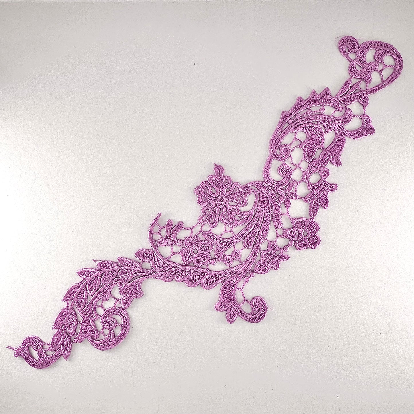 Diana Lace Motif