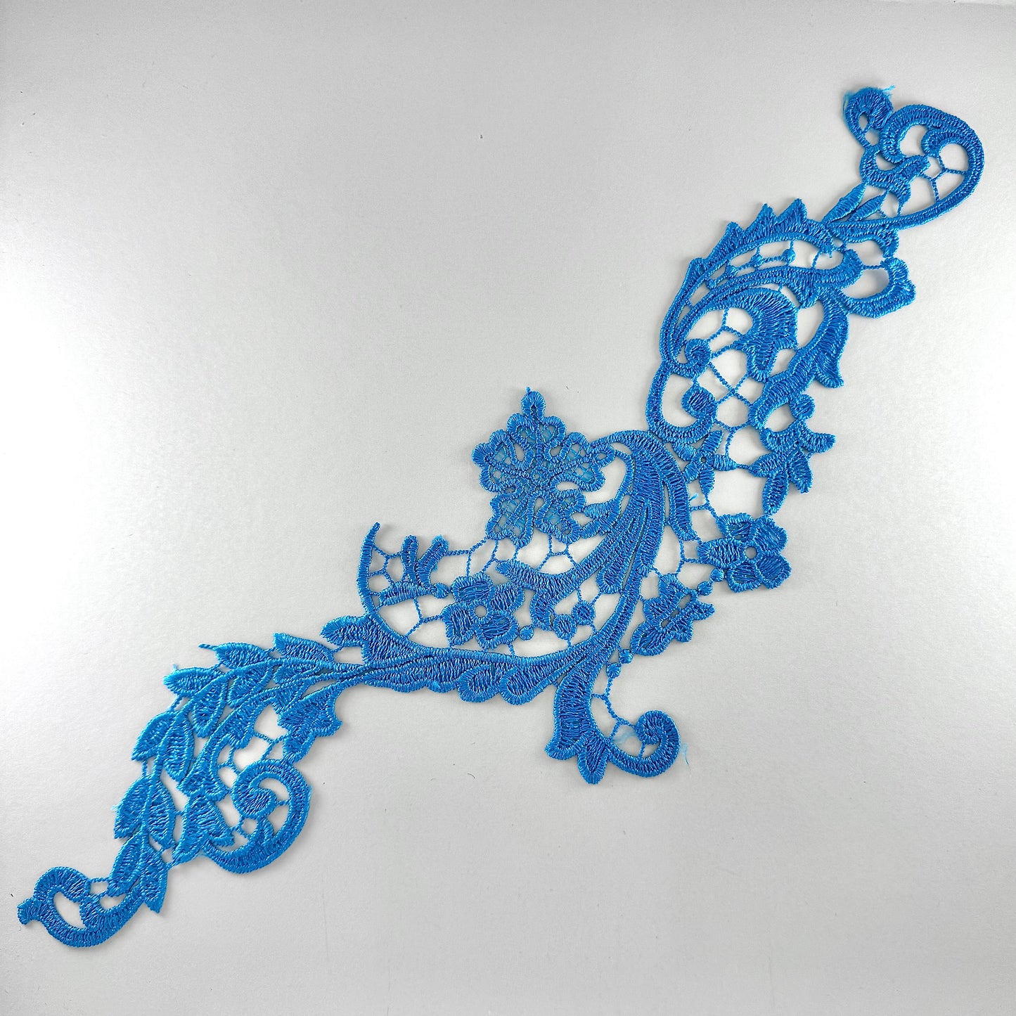 Diana Lace Motif