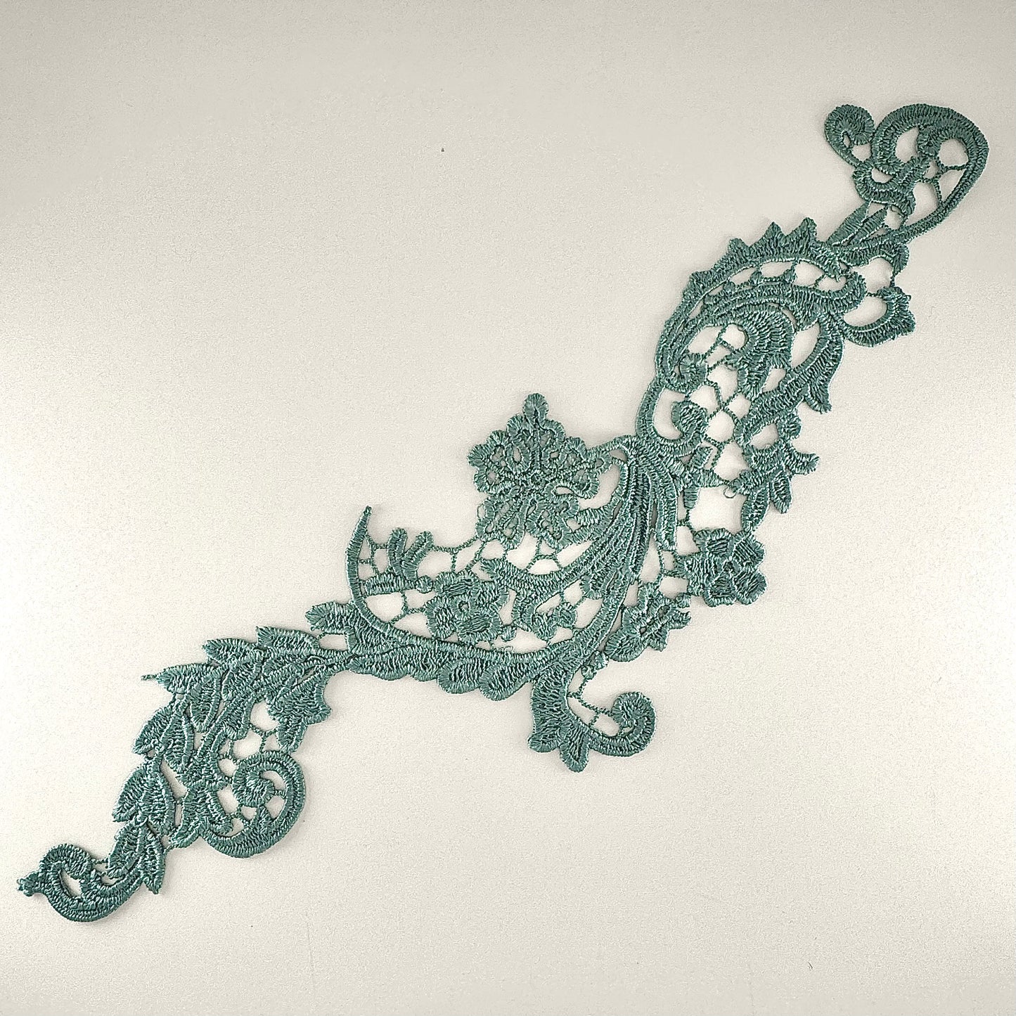 Diana Lace Motif