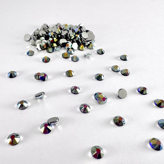 CLEARANCE - Apricus Metallic Sapphire AB Rhinestone
