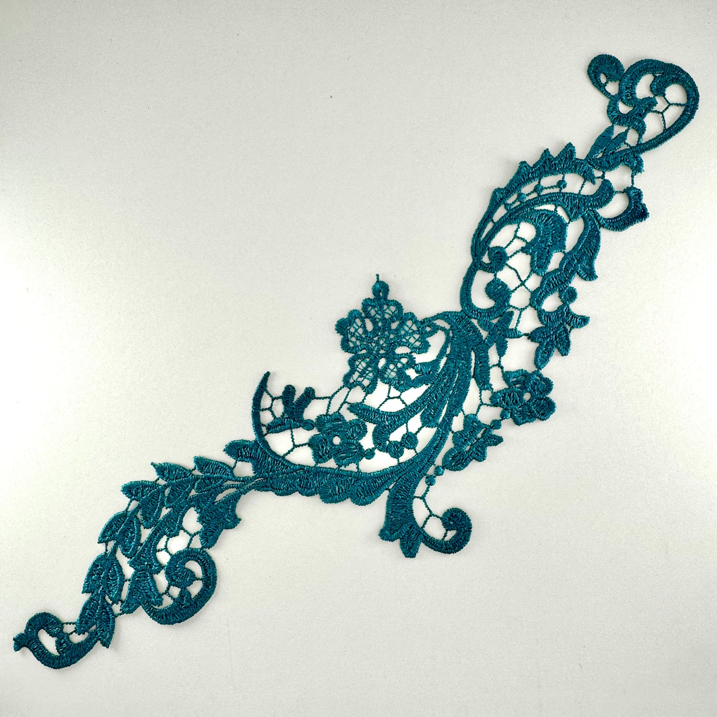 Diana Lace Motif