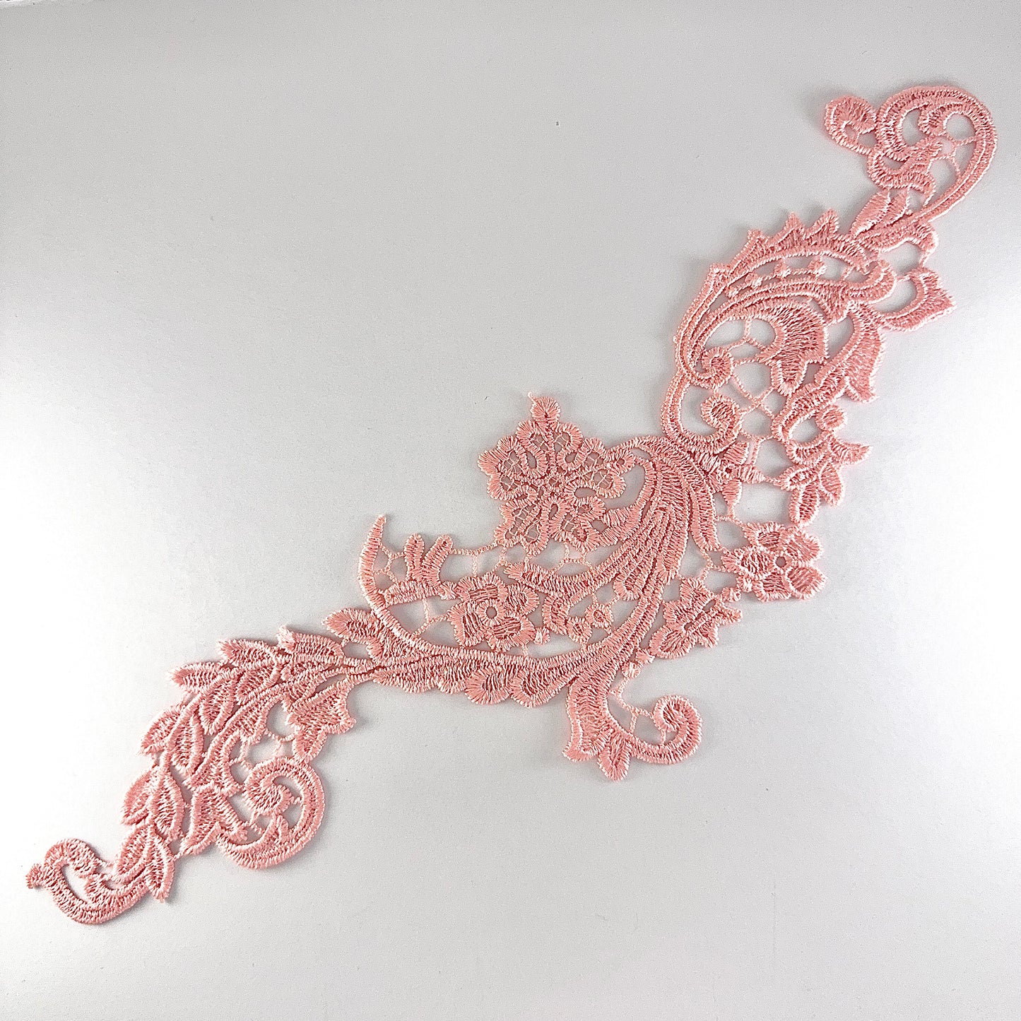 Diana Lace Motif