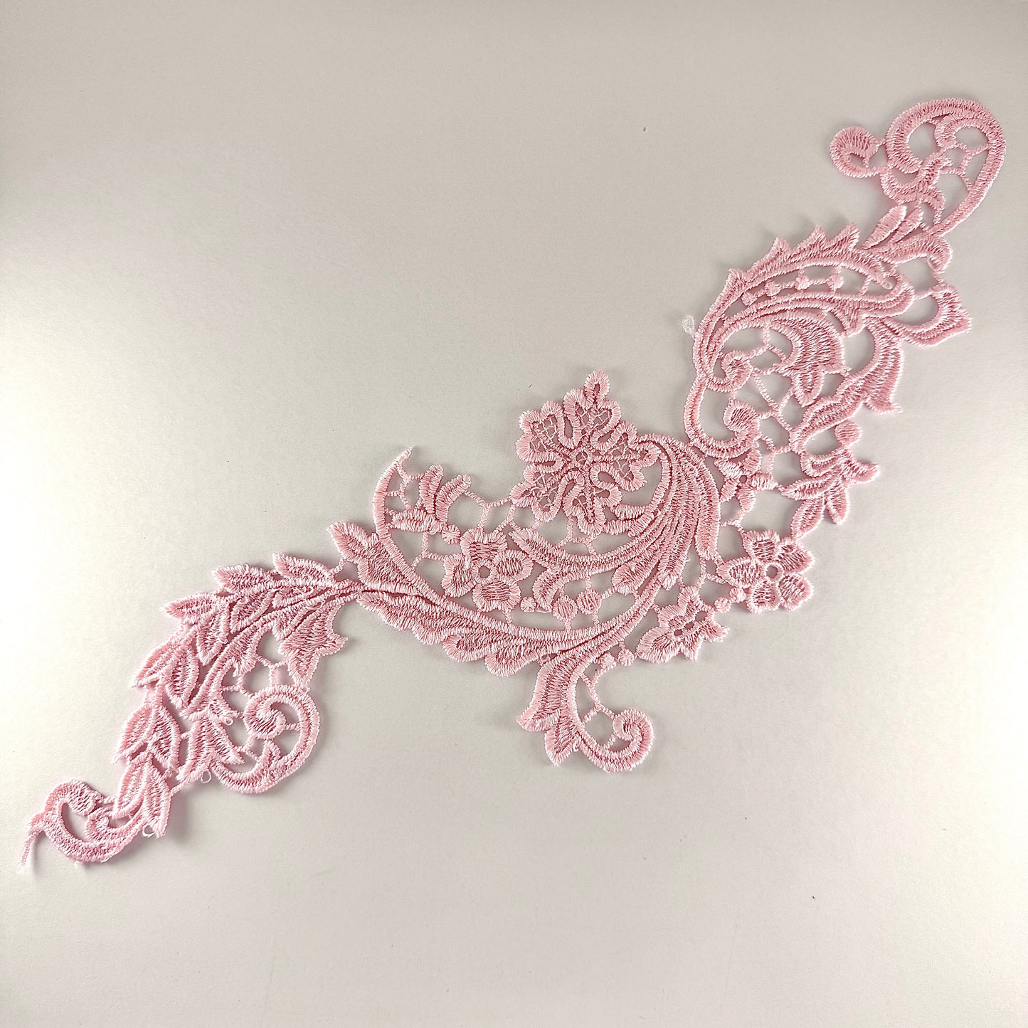 Diana Lace Motif