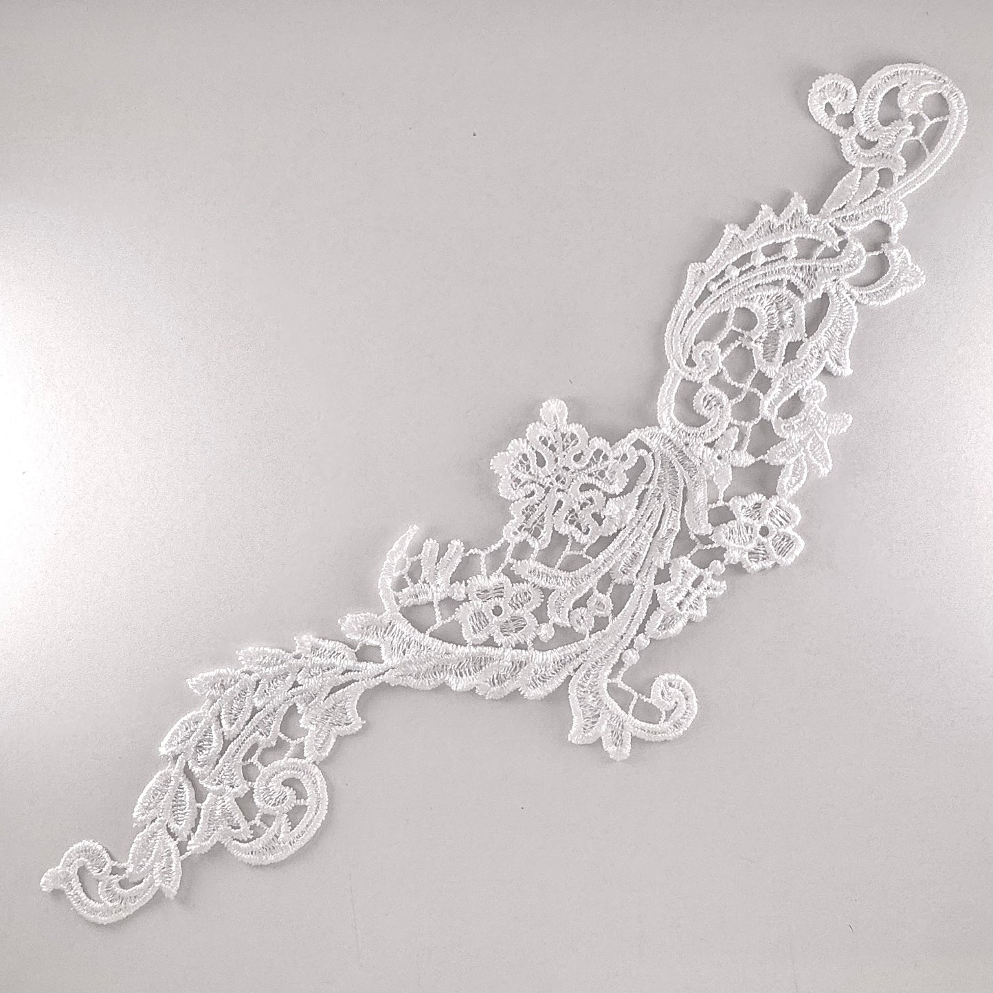 Diana Lace Motif