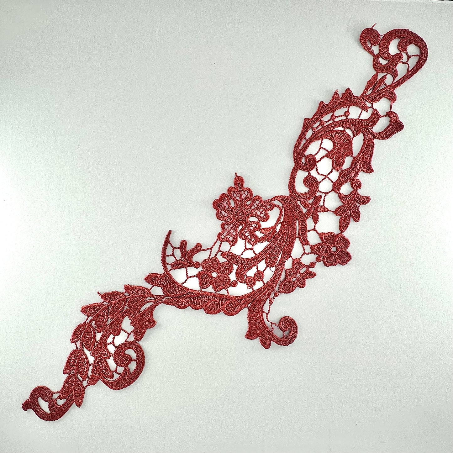 Diana Lace Motif
