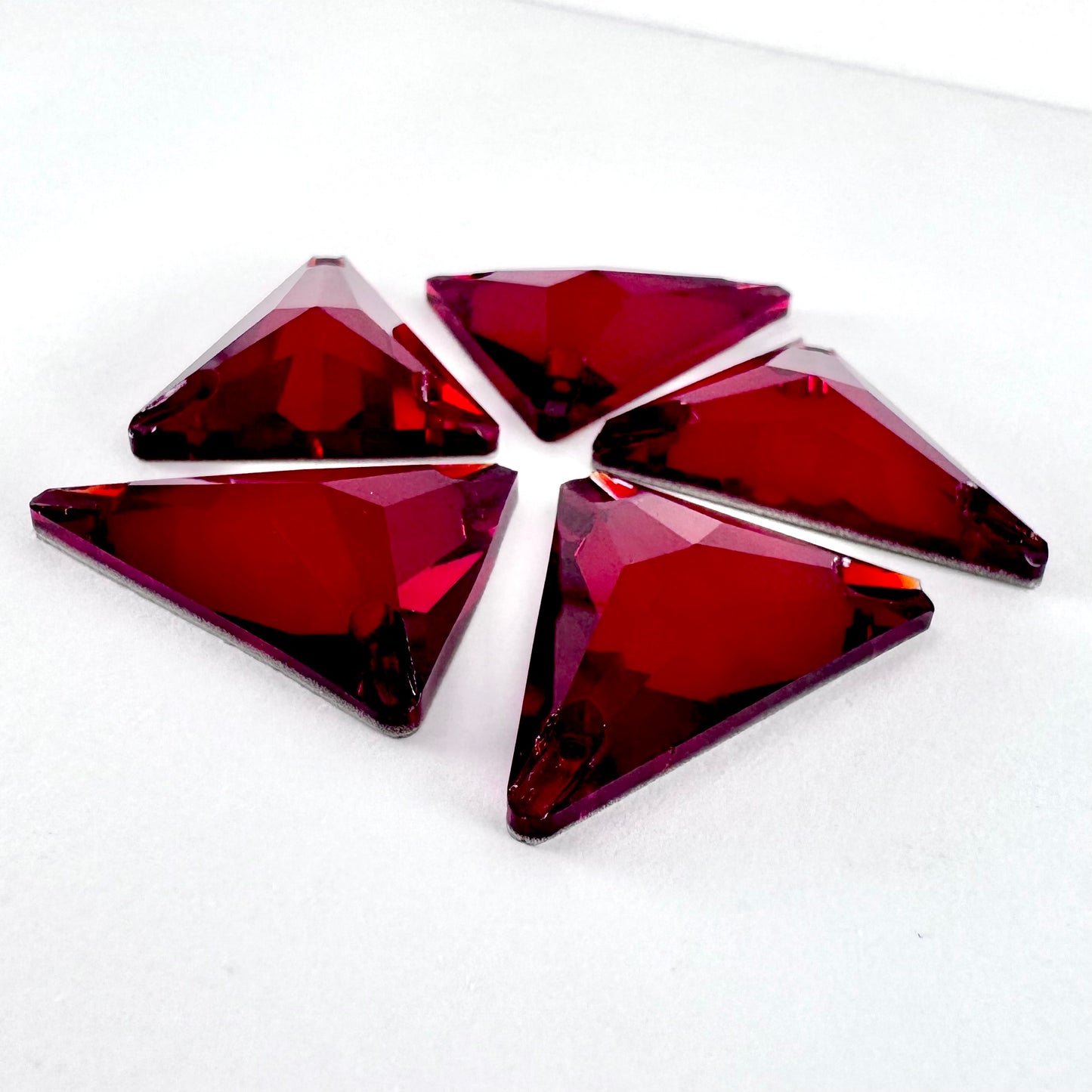 Dark Siam Slim Glass Triangle