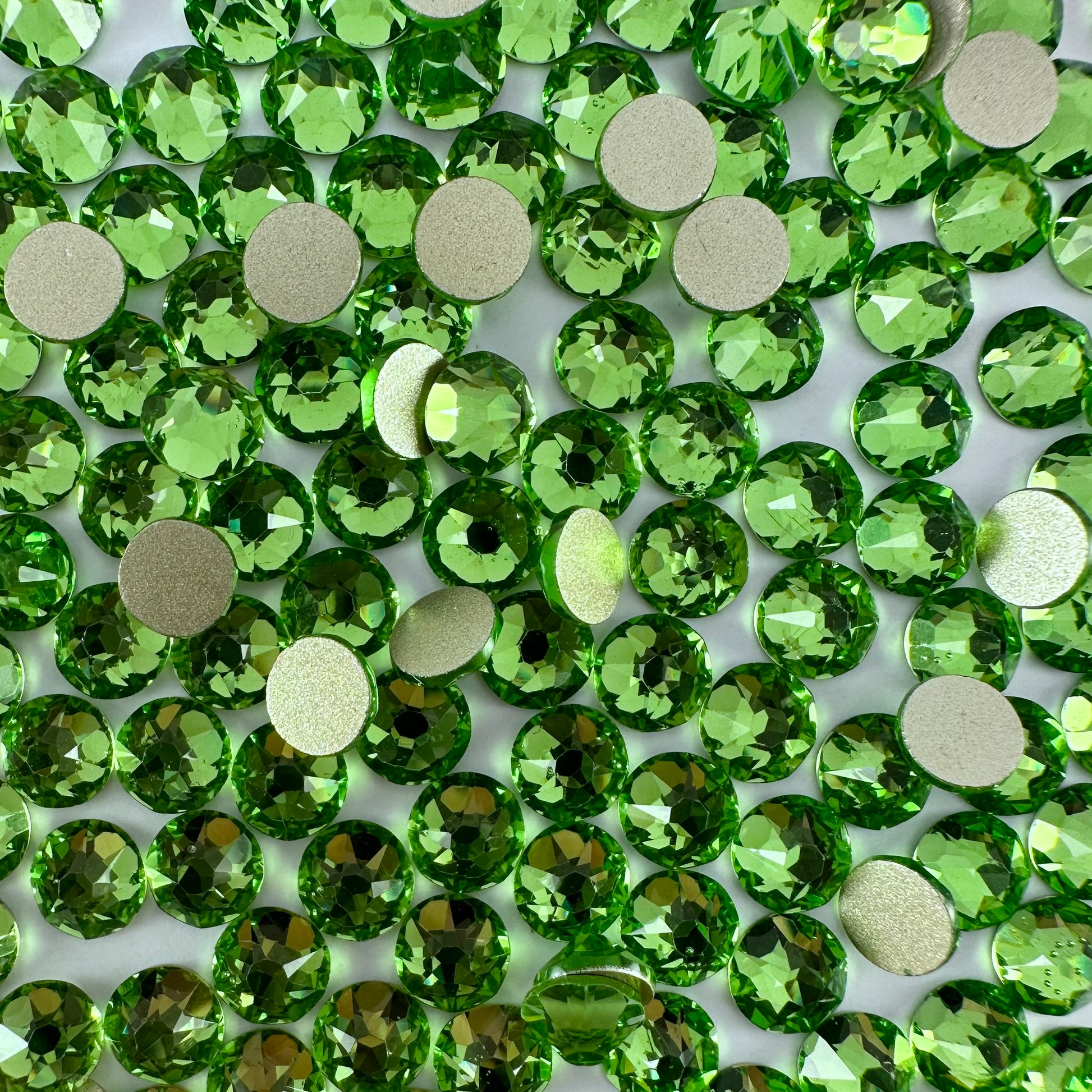 Apricus Peridot Rhinestone