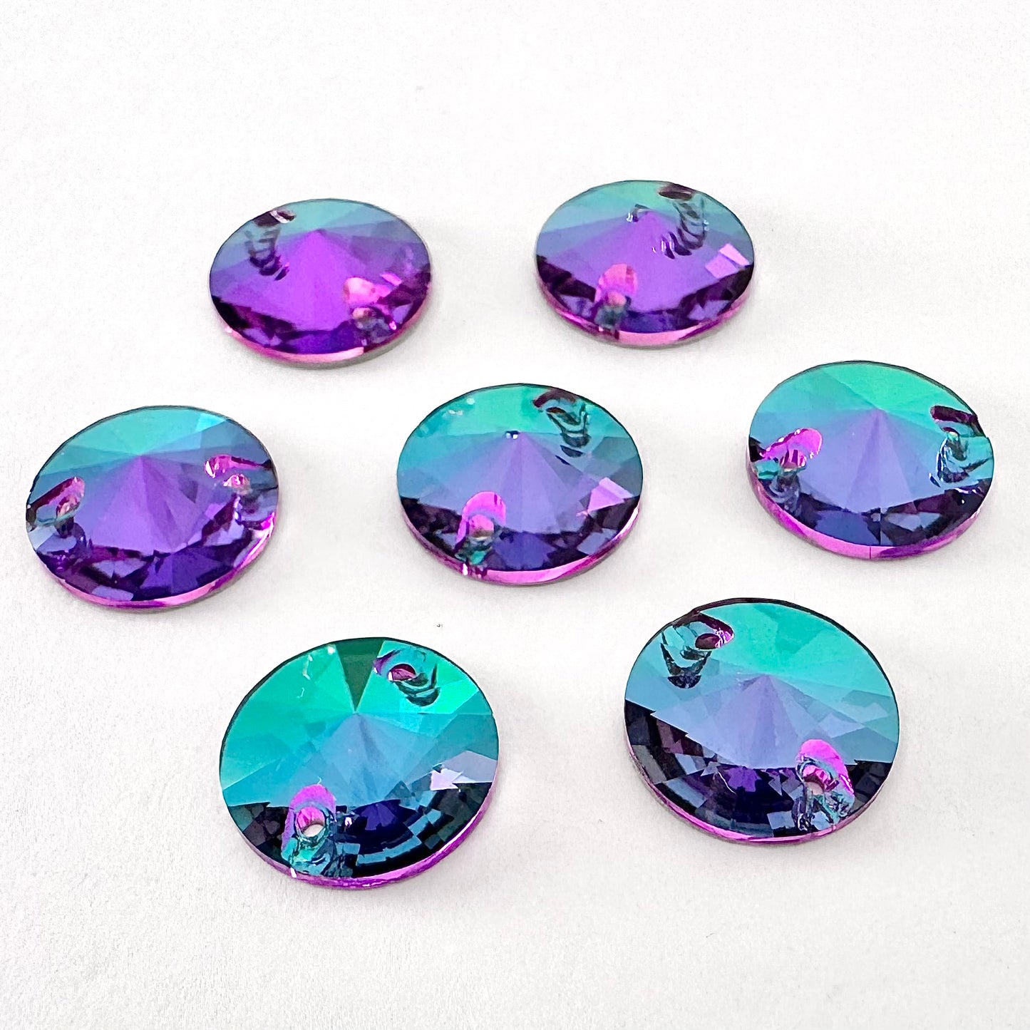 Emerald Heliotrope Glass Rivoli