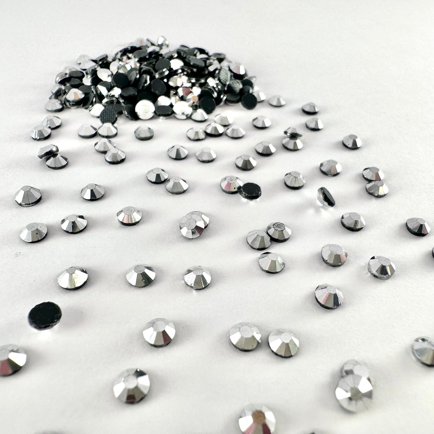 CLEARANCE - Silver Hematite Hotfix Rhinestone